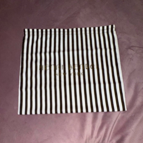 Henri Bendel Dust Bag - Picture 3 of 3